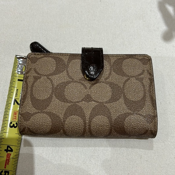 Coach Small Wallet - Picture 11 of 13